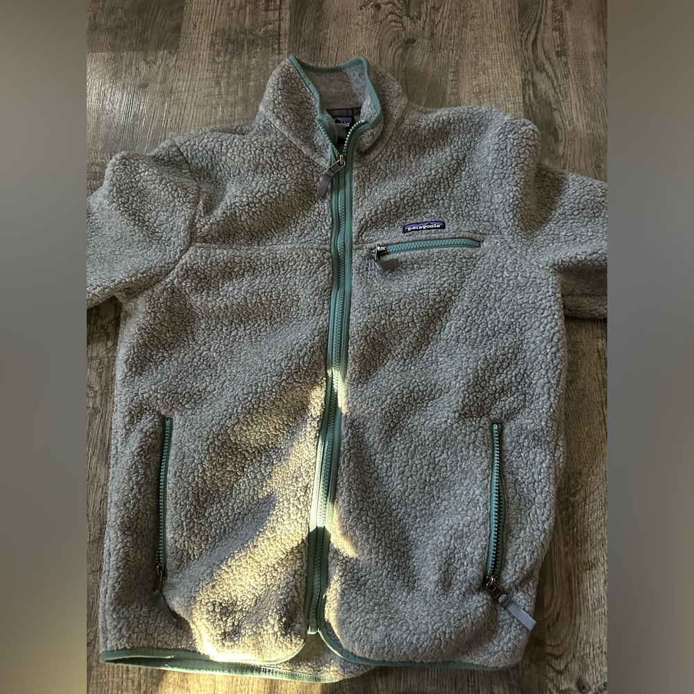 Patagonia Zip Up Fleece! Perfect Condition!